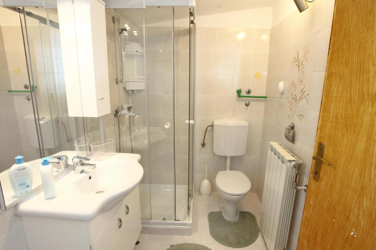 Pleasant Homes Cele Portoroz Bagian luar foto